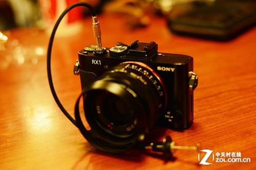 索尼(SONY)RX1数码相机外观性能评测-ZOL中
