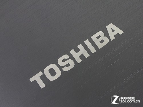 顶盖银白色金属质感toshiba logo精致大气